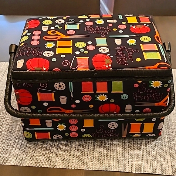 Dritz Sewing Basket - Picture 3 of 9